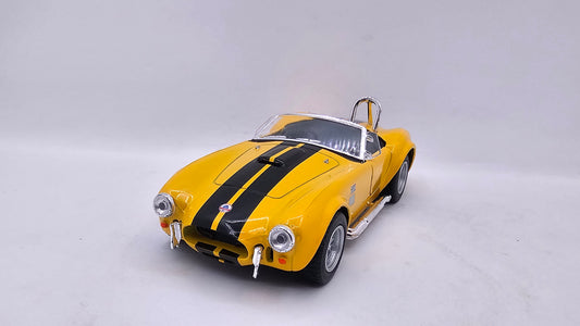 Shelby Cobra 427 1965 - Escala 1/32 - Kinsmart - (Sin caja)