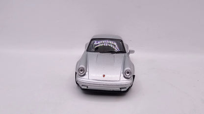 Porsche 911 Turbo - Escala 1/34 - Welly - (Sin caja)
