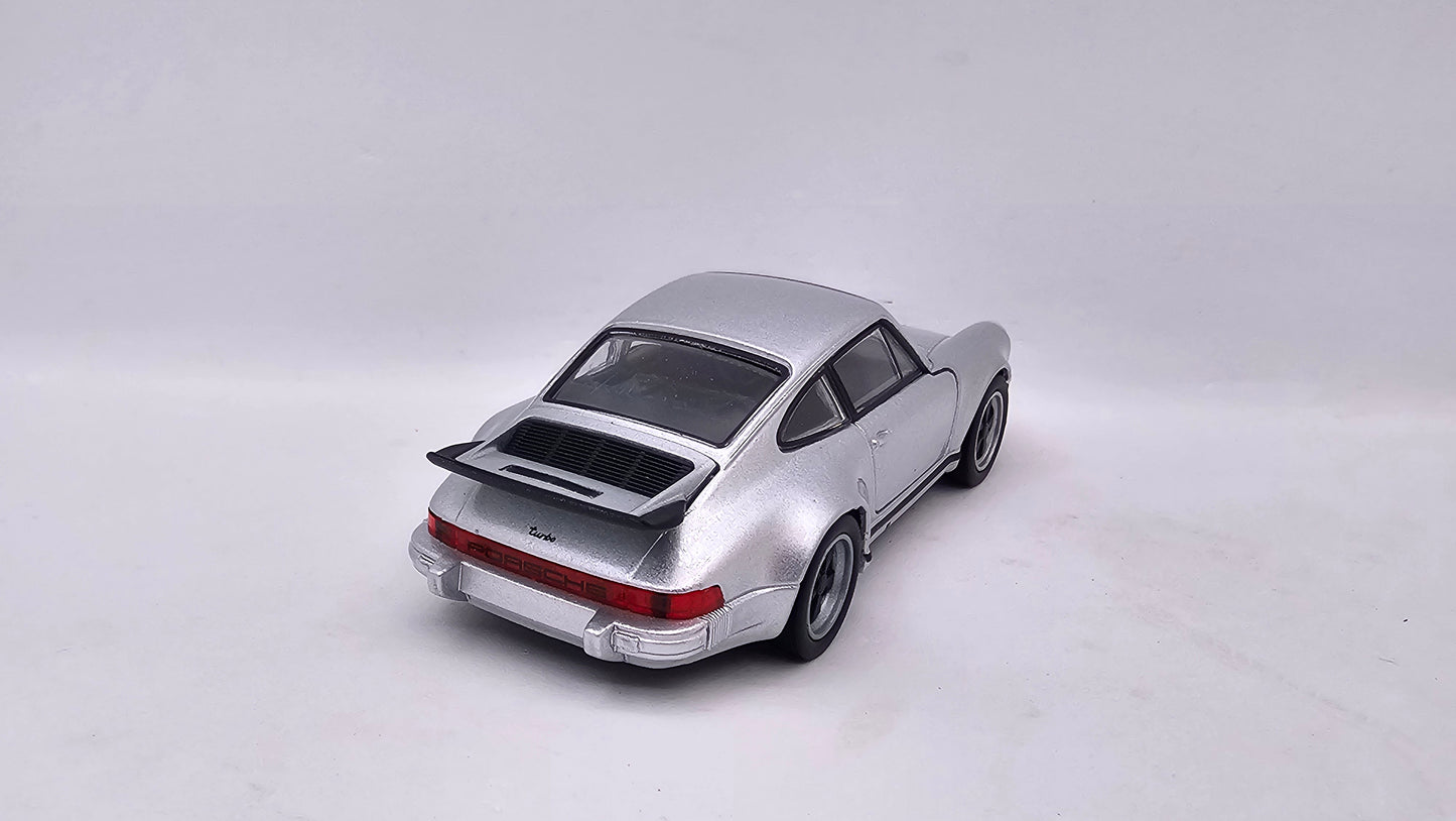 Porsche 911 Turbo - Escala 1/34 - Welly - (Sin caja)