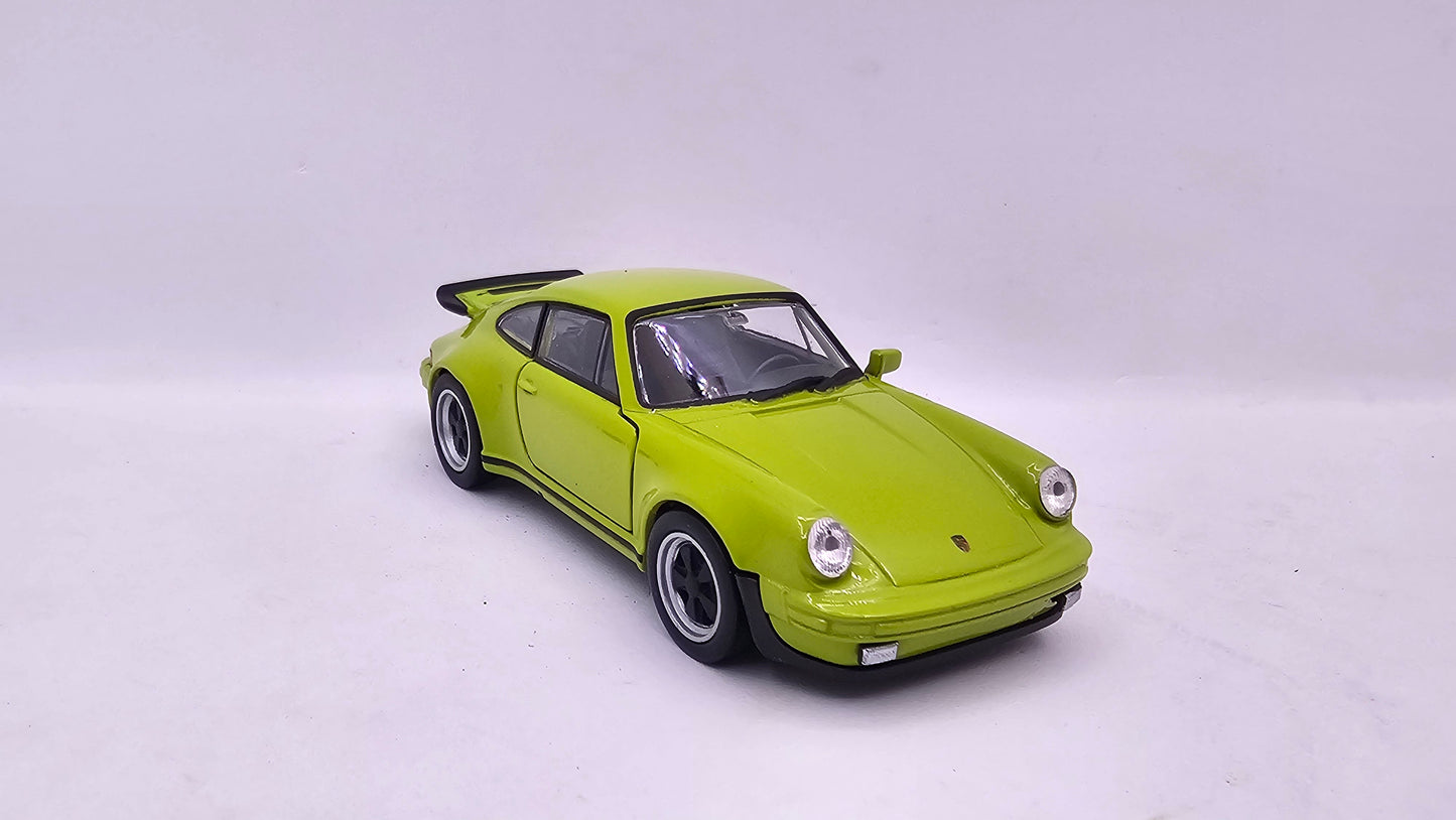 Porsche 911 Turbo - Escala 1/34 - Welly - (Sin caja)
