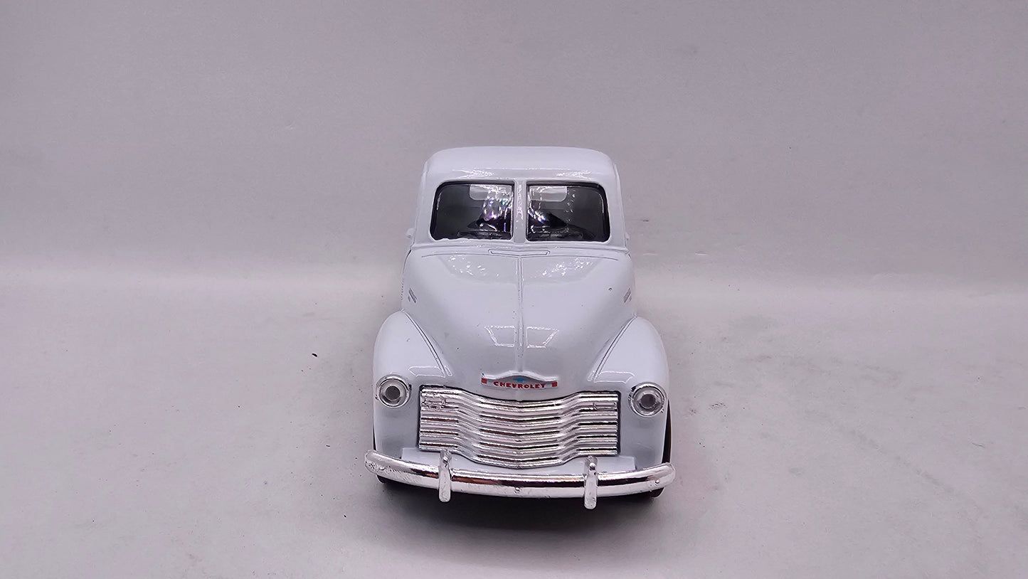 Chevrolet 3100 Pickup 1953 - Escala 1/34 - Welly - (Sin caja)