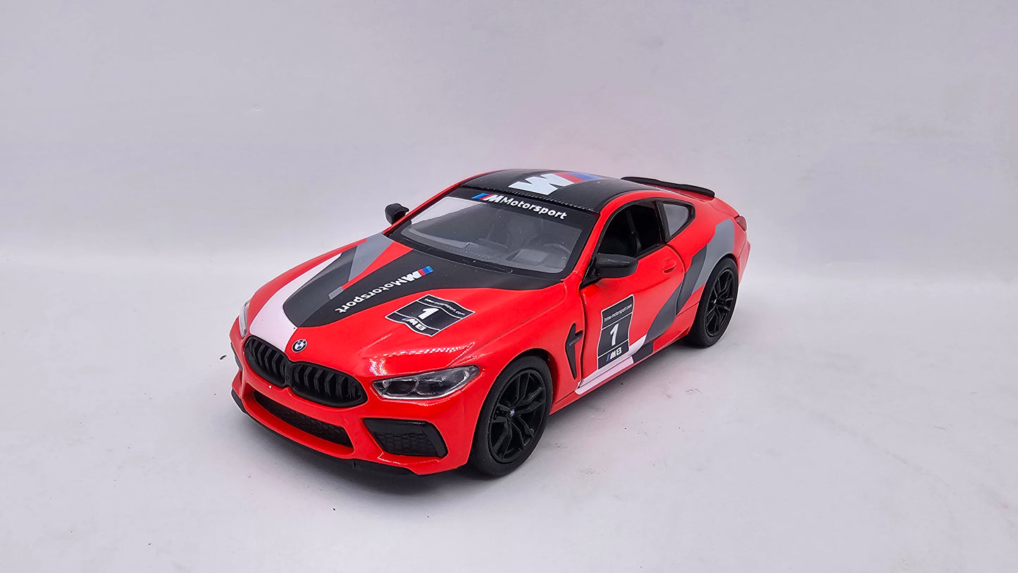 BMW M8 Competition Coupé - Escala 1/38 - Kinsmart - (Sin caja)