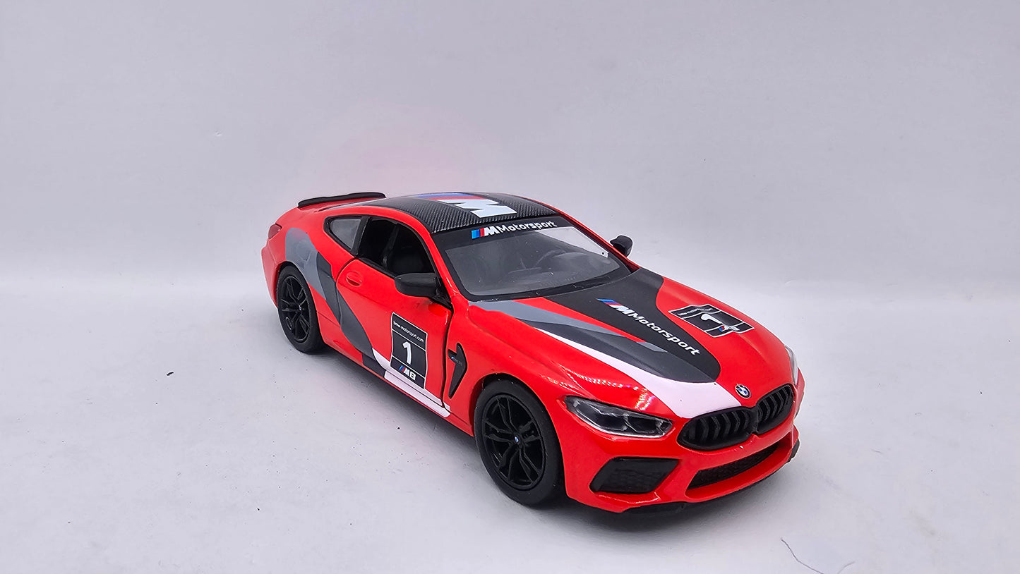 BMW M8 Competition Coupé - Escala 1/38 - Kinsmart - (Sin caja)