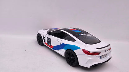 BMW M8 Competition Coupé - Escala 1/38 - Kinsmart - (Sin caja)
