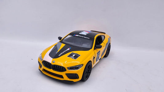 BMW M8 Competition Coupé - Escala 1/38 - Kinsmart - (Sin caja)