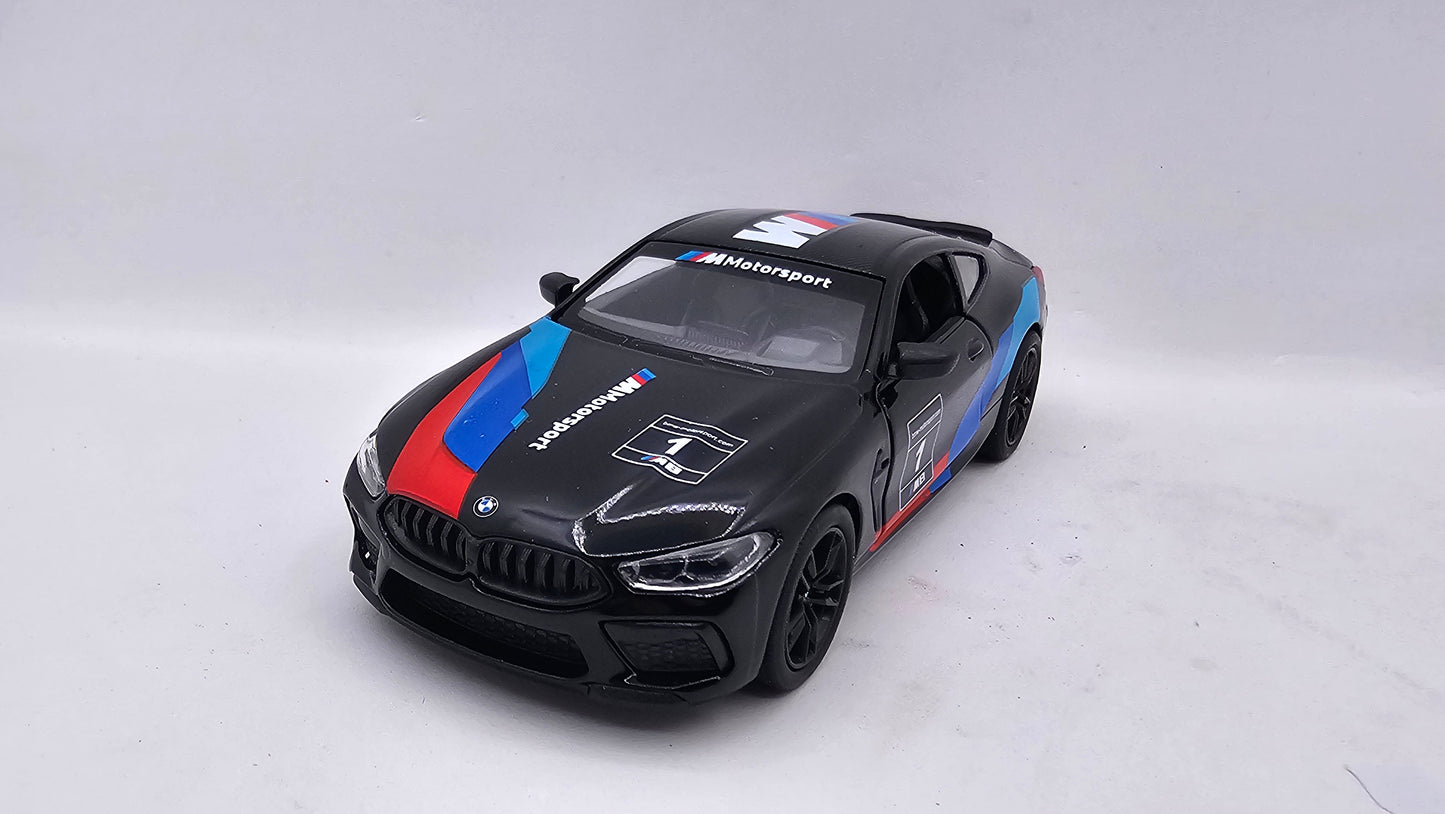 BMW M8 Competition Coupé - Escala 1/38 - Kinsmart - (Sin caja)