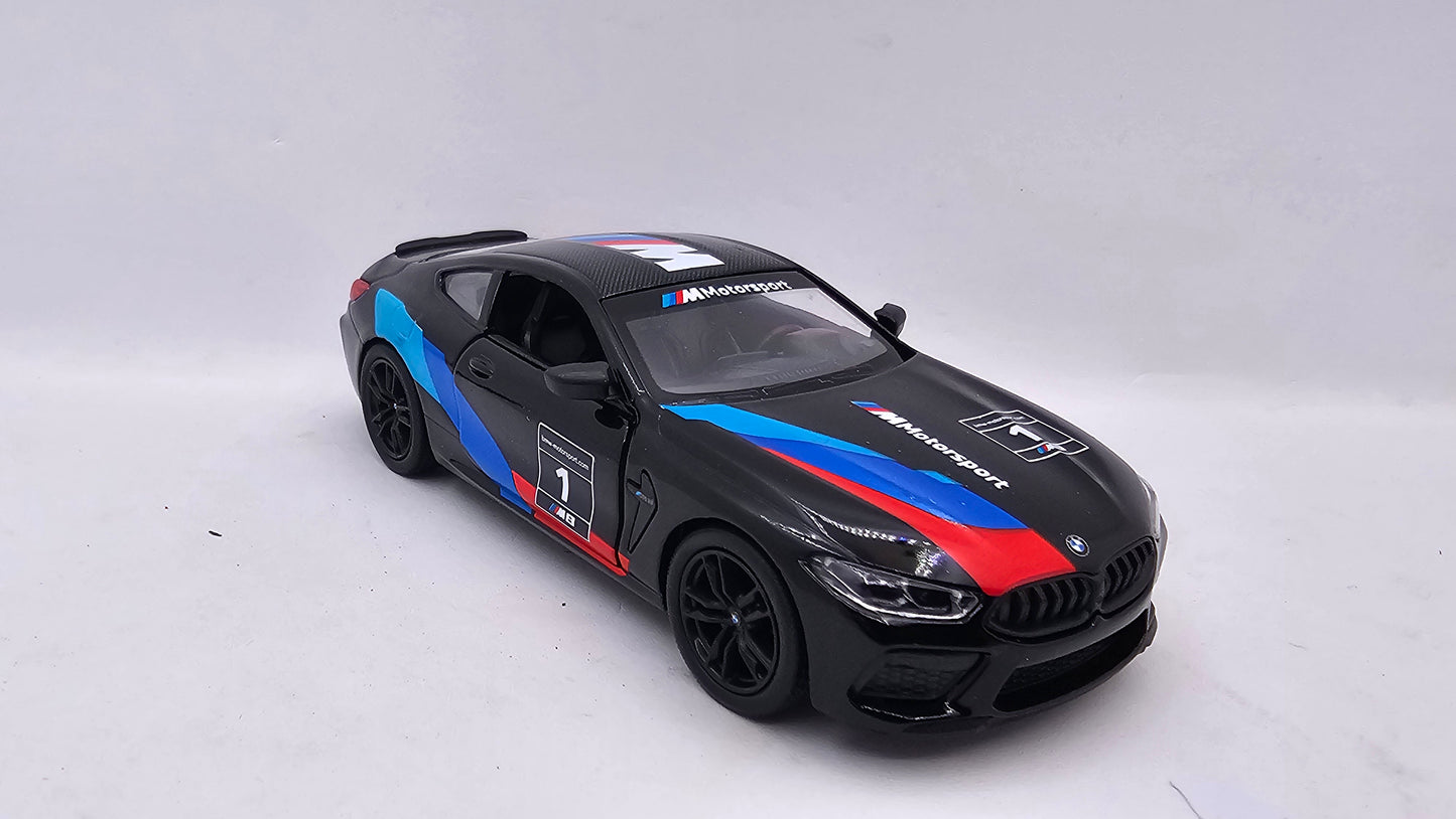 BMW M8 Competition Coupé - Escala 1/38 - Kinsmart - (Sin caja)