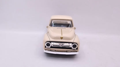 Ford Pick up 1955/56  - Escala 1/32 - Con Luces y Sonidos