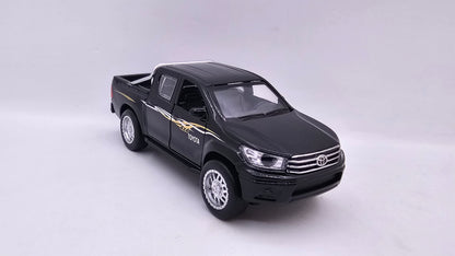 Toyota Hilux 4x4 - Escala 1/32 - Con Luces y Sonidos - Kingstoy - (Sin caja)