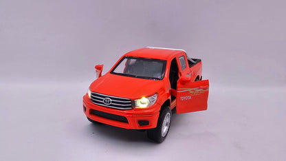 Toyota Hilux 4x4 - Escala 1/32 - Con Luces y Sonidos - Kingstoy - (Sin caja)
