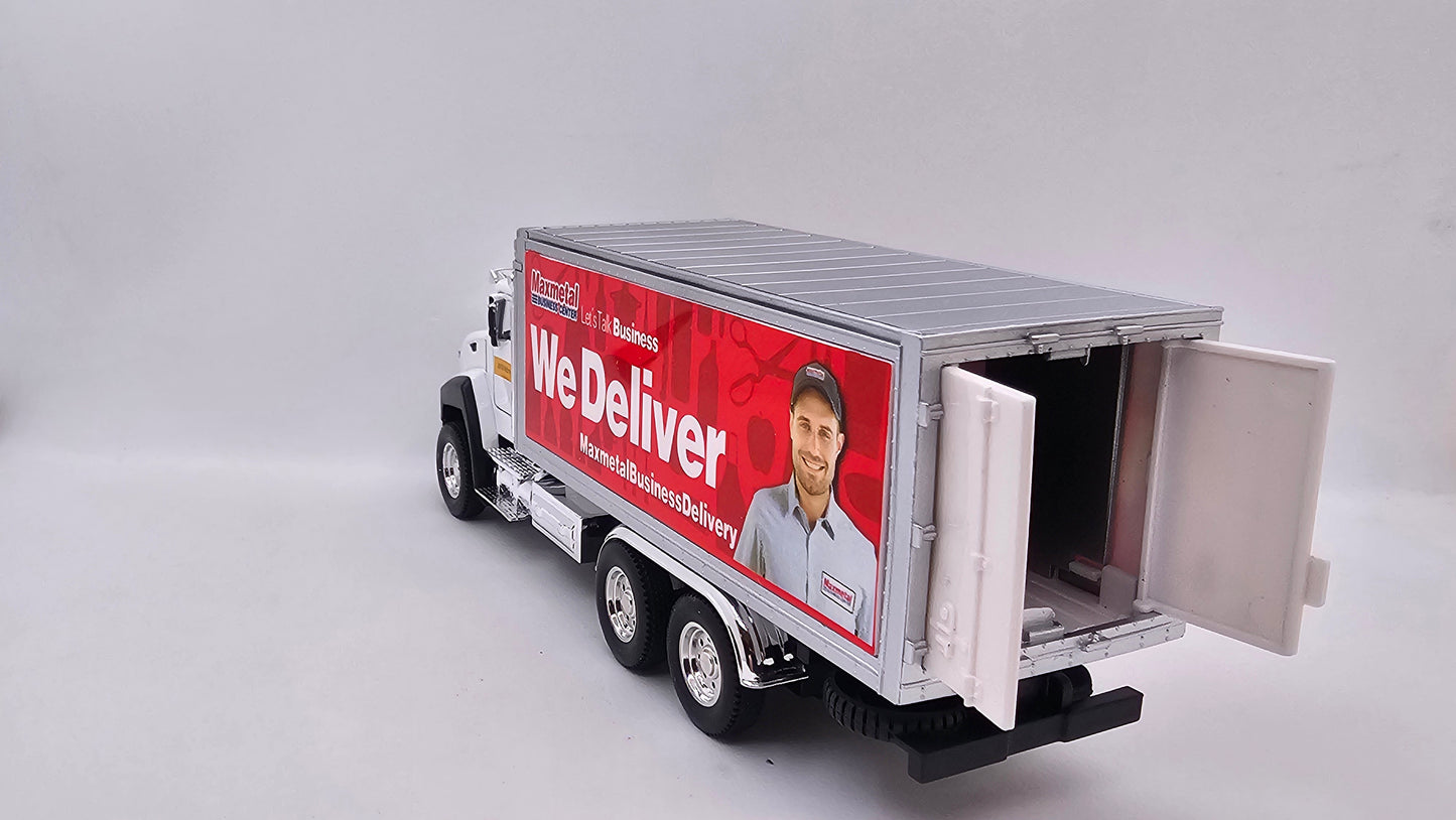 Camion De Reparto Caterpillar CT660 - Escala 1/50 - Max Metal