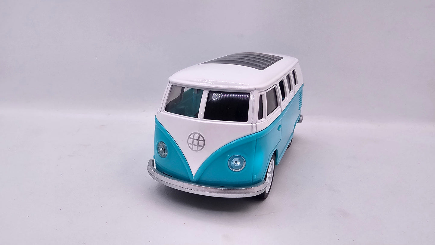 Volkswagen Kombi - Escala 1/32 - Model World - Luces Y Sonidos