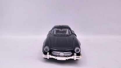 Mercedes Benz 300 SL Coupe 1954 - 1/32 - QHT
