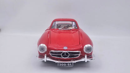 Mercedes Benz 300 SL 1954 - Escala 1/24 - Burago - (Sin caja)