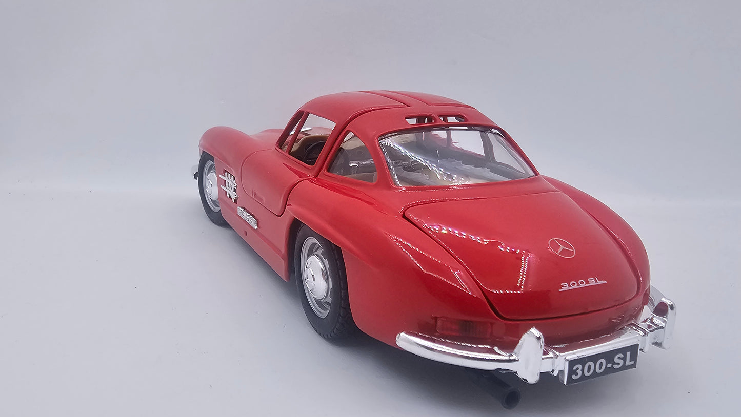 Mercedes Benz 300 SL 1954 - Escala 1/24 - Burago - (Sin caja)