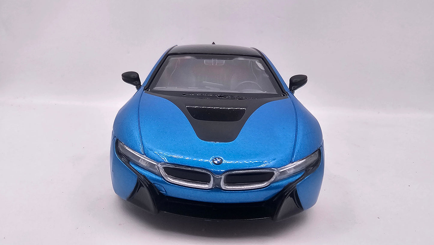 BMW i8 Coupe 2018 - Escala 1/24 - MotorMax - (Sin caja)