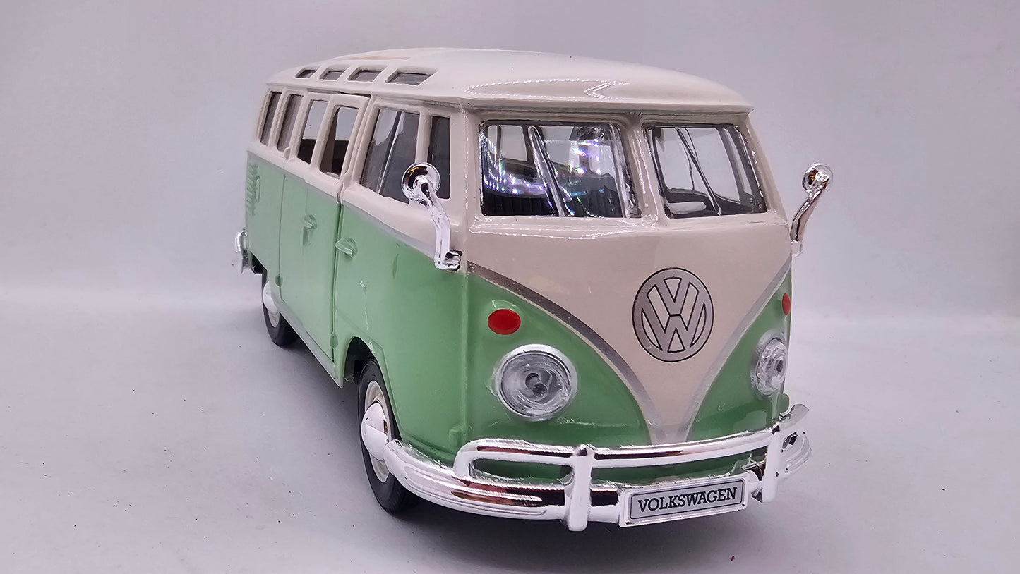 Volkswagen Van Samba - Escala 1/24 - Maisto - (Sin caja)