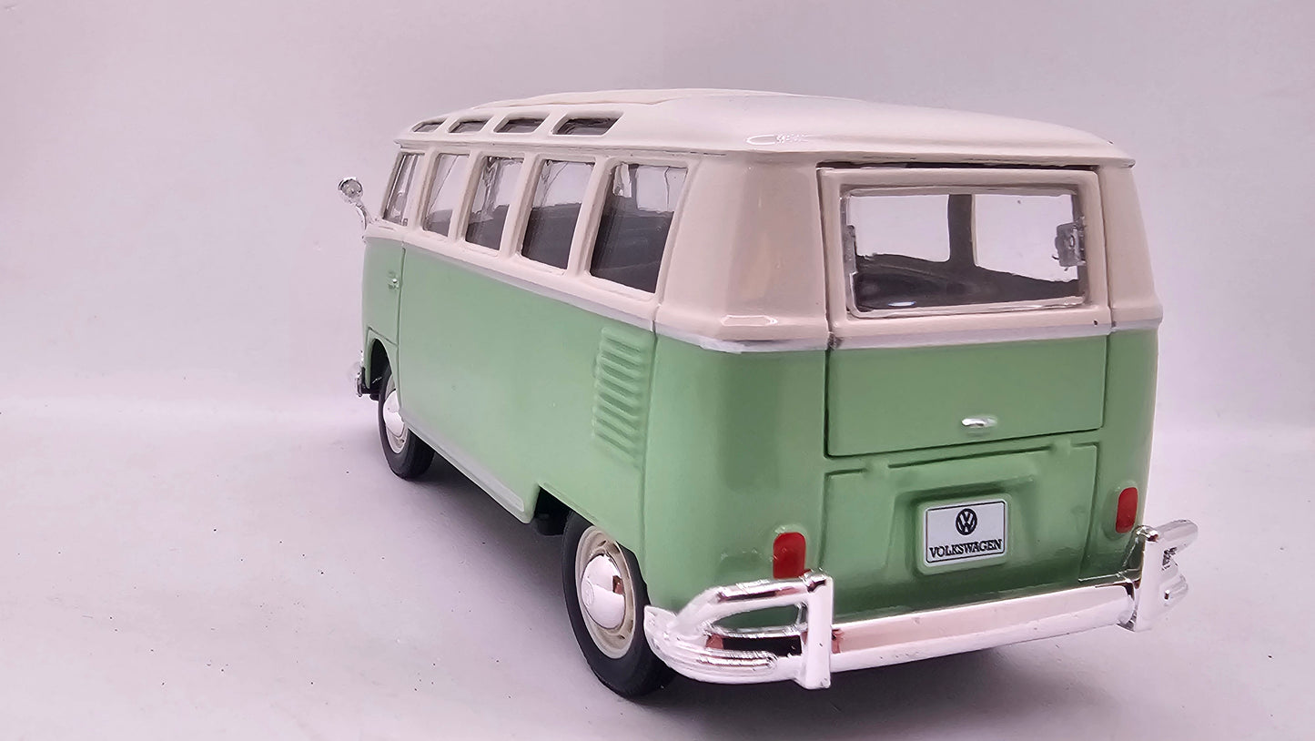 Volkswagen Van Samba - Escala 1/24 - Maisto - (Sin caja)