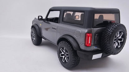 Ford Bronco - Escala 1/24 - Maisto - (Sin caja)