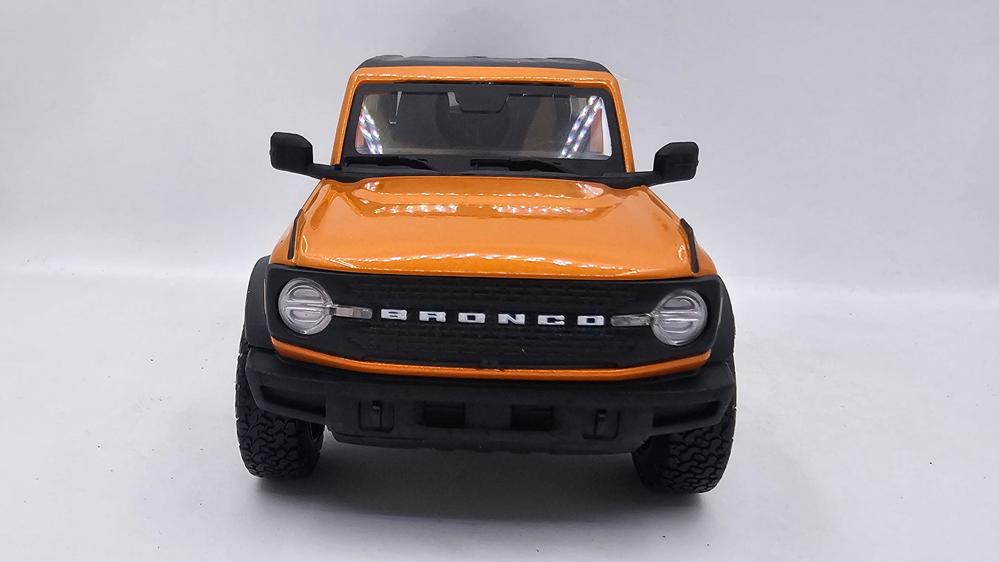 Ford Bronco - Escala 1/24 - Maisto - (Sin caja)