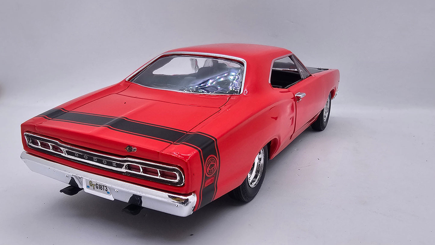 Dodge Coronet Super Bee 1969 - Escala 1/24 - MotorMax - (Sin caja)