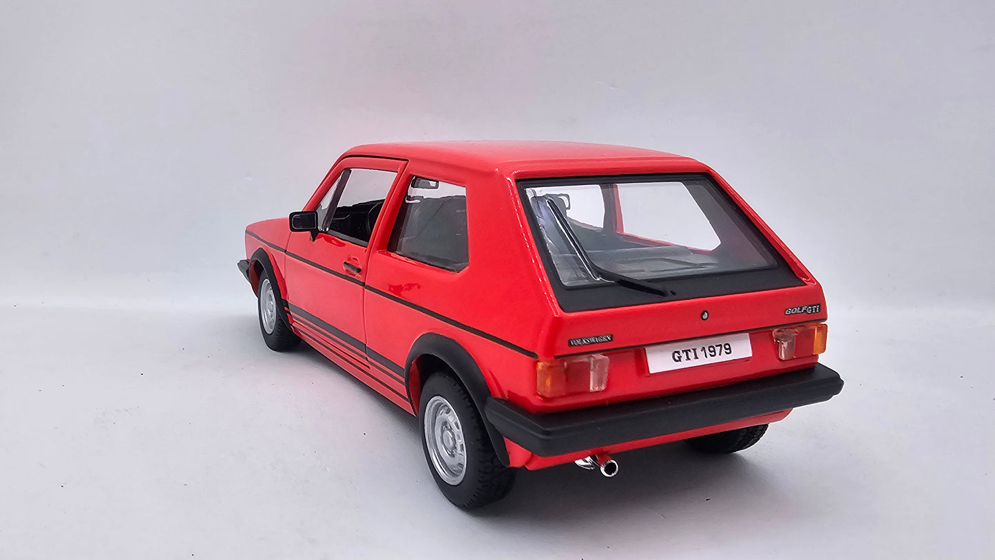 Volkswagen Golf Mk1 GTI 1979 - Escala 1/24 - Burago - (Sin caja)