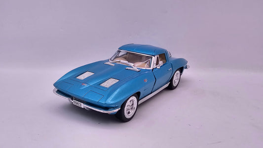 Chevrolet Corvette Sting Ray 1963 - Escala 1/36 - Kinsmart - (Sin caja)