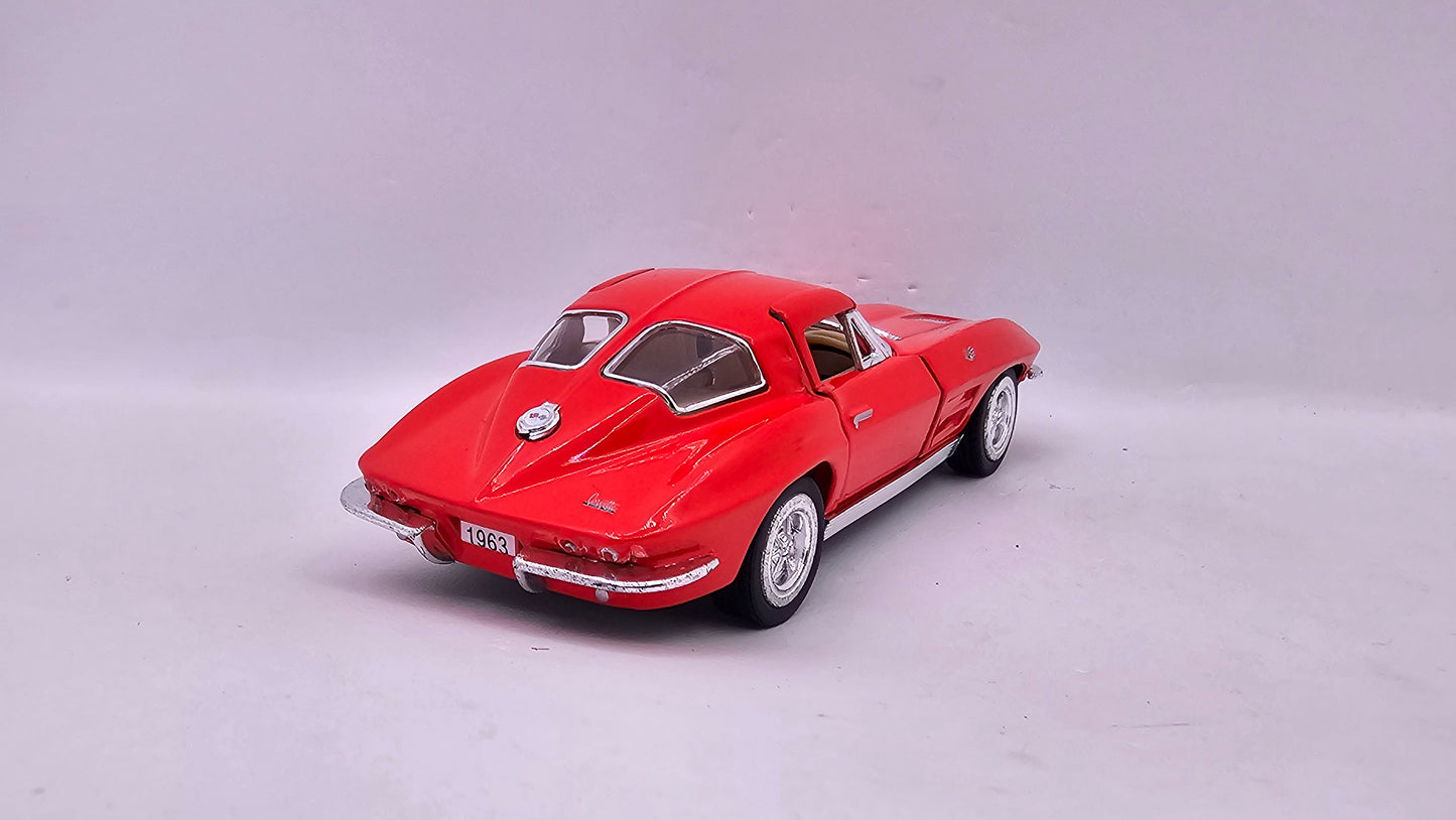Chevrolet Corvette Sting Ray 1963 - Escala 1/36 - Kinsmart - (Sin caja)