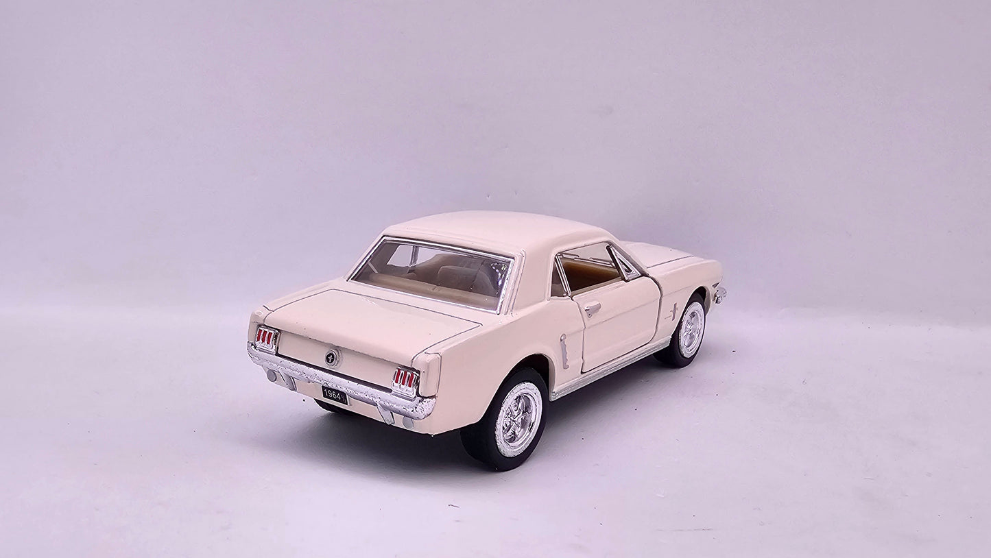 Ford Mustang 1964 - Escala 1/36 - Kinsmart - (Sin caja)