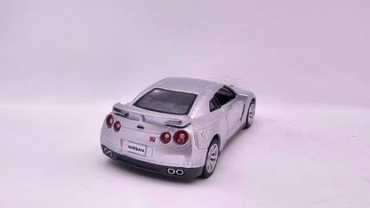 Nissan GT-R R35 2009 - Escala 1/36 - Kinsmart - (Sin caja)