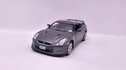 Nissan GT-R R35 2009 - Escala 1/36 - Kinsmart - (Sin caja)