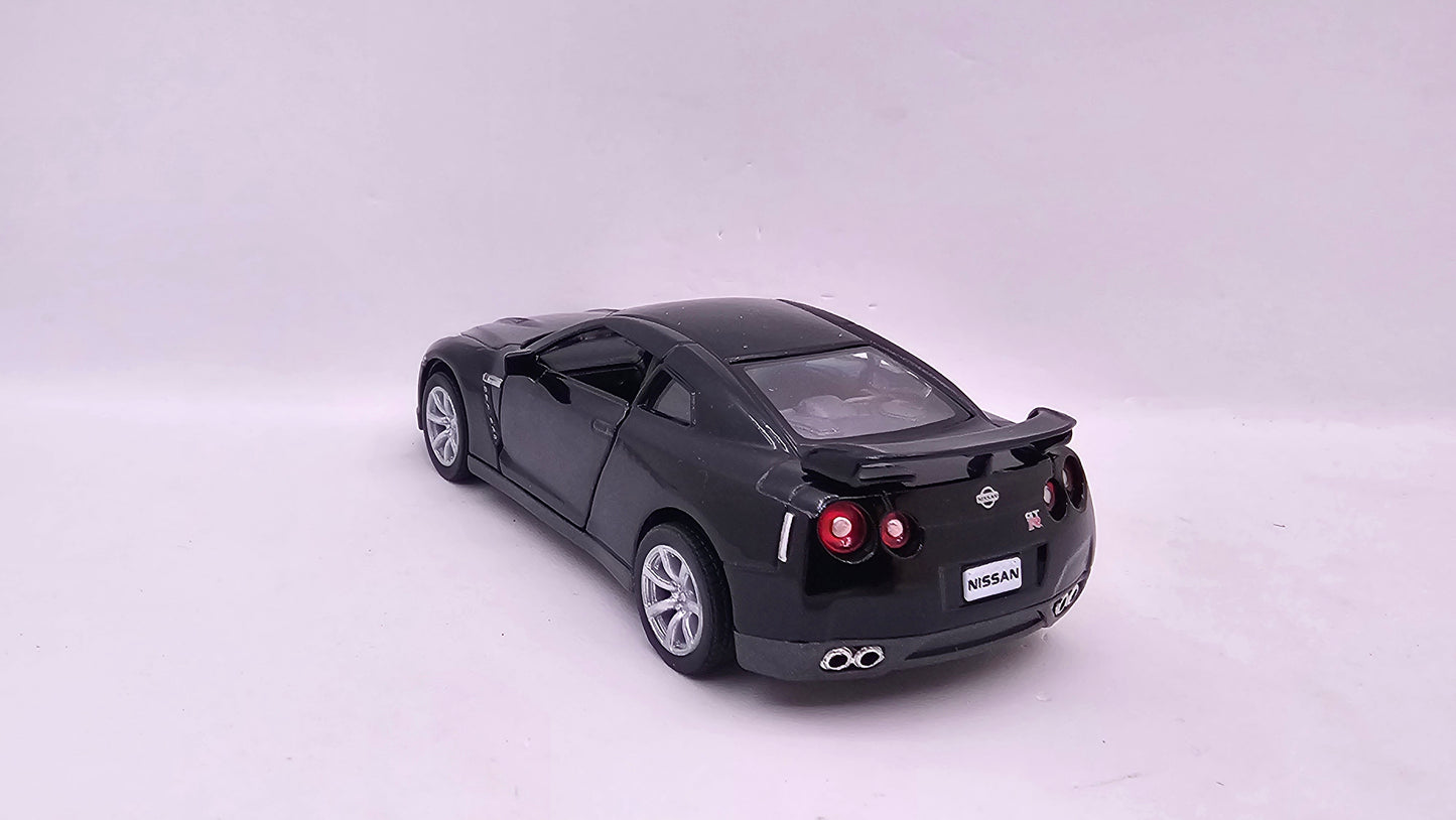 Nissan GT-R R35 2009 - Escala 1/36 - Kinsmart - (Sin caja)