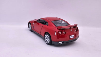 Nissan GT-R R35 2009 - Escala 1/36 - Kinsmart - (Sin caja)