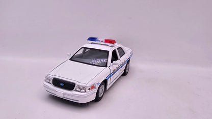 Ford Crown Victoria Police Interceptor - Escala 1/42 - Kinsmart - (Sin caja)