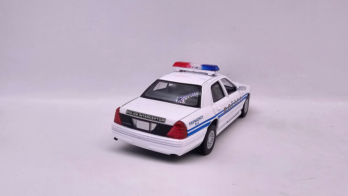 Ford Crown Victoria Police Interceptor - Escala 1/42 - Kinsmart - (Sin caja)