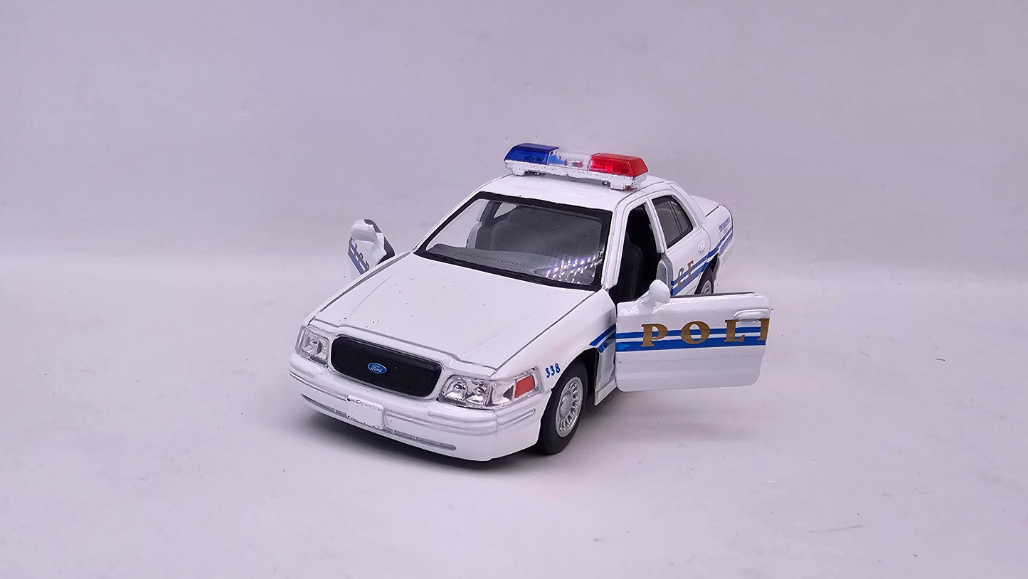 Ford Crown Victoria Police Interceptor - Escala 1/42 - Kinsmart - (Sin caja)