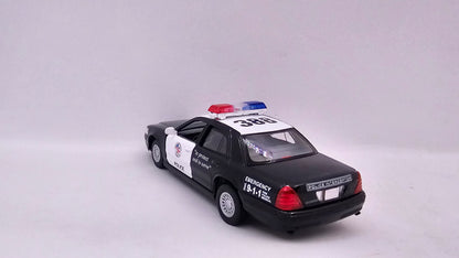 Ford Crown Victoria Police Interceptor - Escala 1/42 - Kinsmart - (Sin caja)