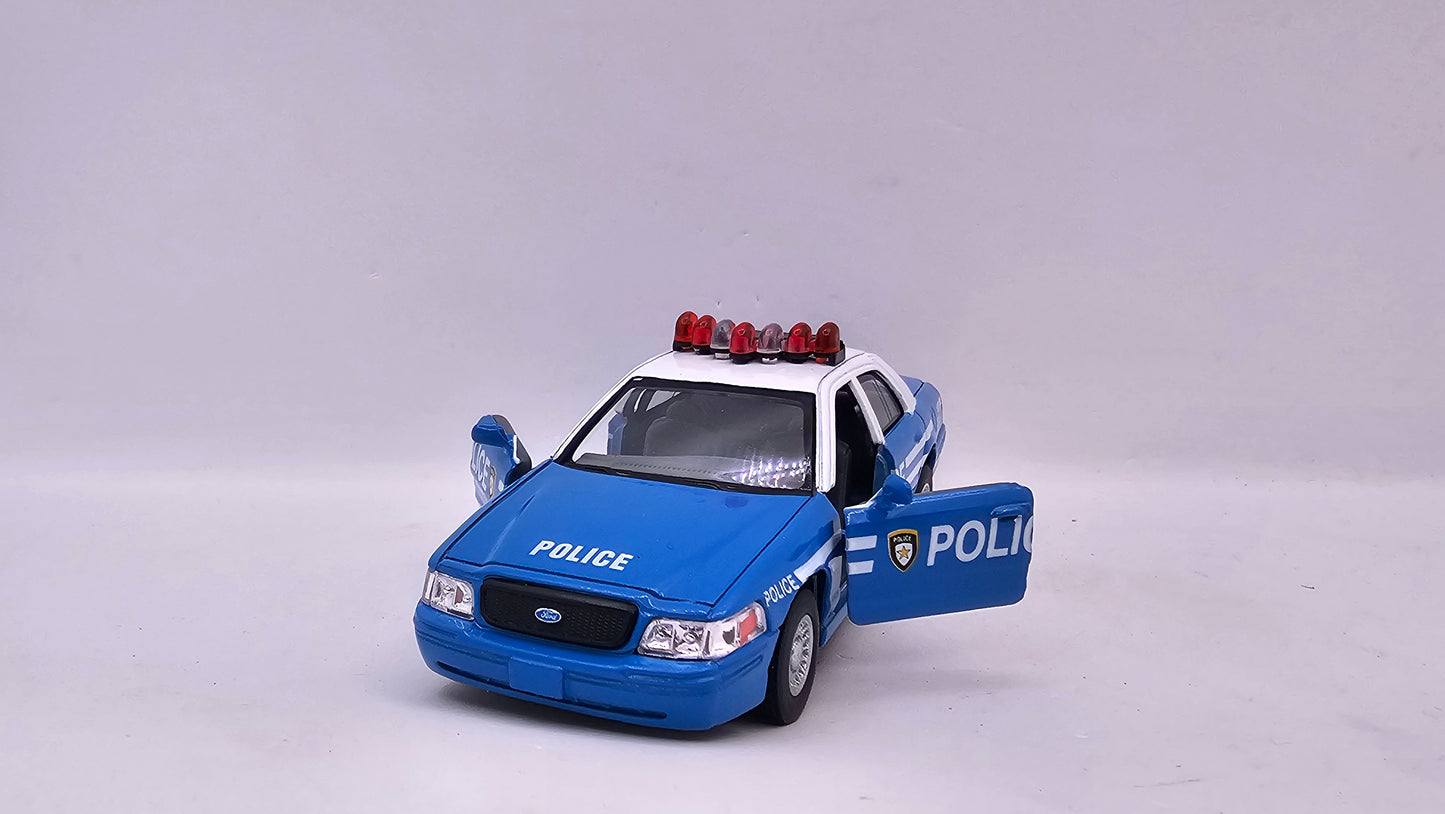 Ford Crown Victoria Police Interceptor - Escala 1/42 - Kinsmart - (Sin caja)