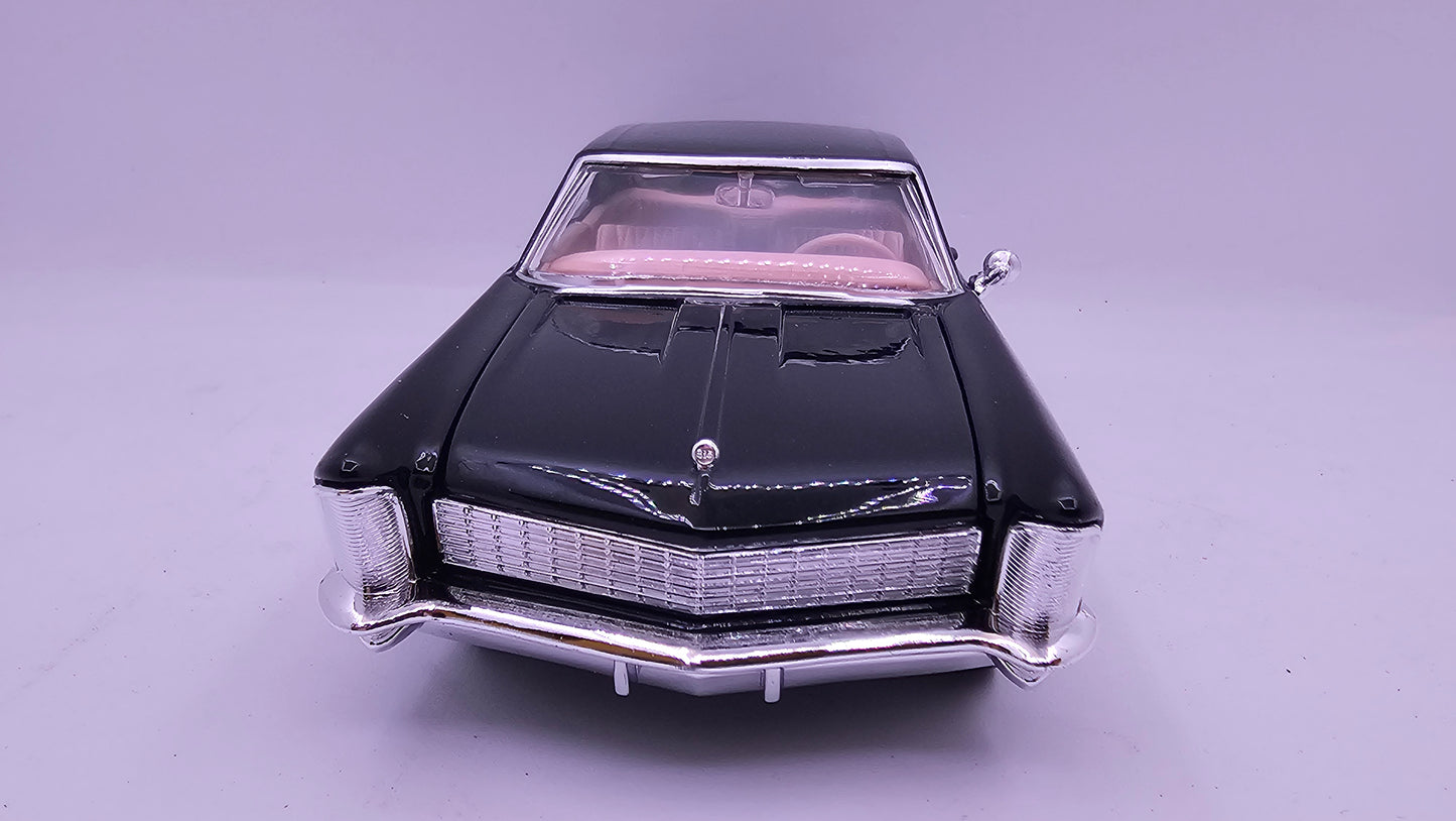 Buick Riviera Gran Sport 1965 - Escala 1/24 (1/26) - Maisto - (Sin caja)