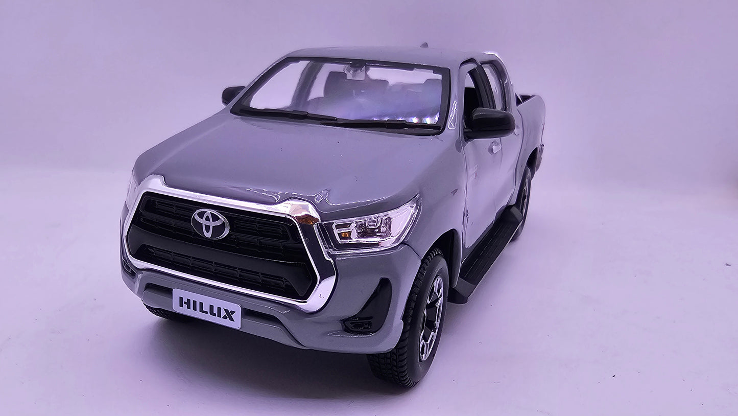 Toyota Hilux - Escala 1/24 (1/27) - Maisto - (Sin caja)