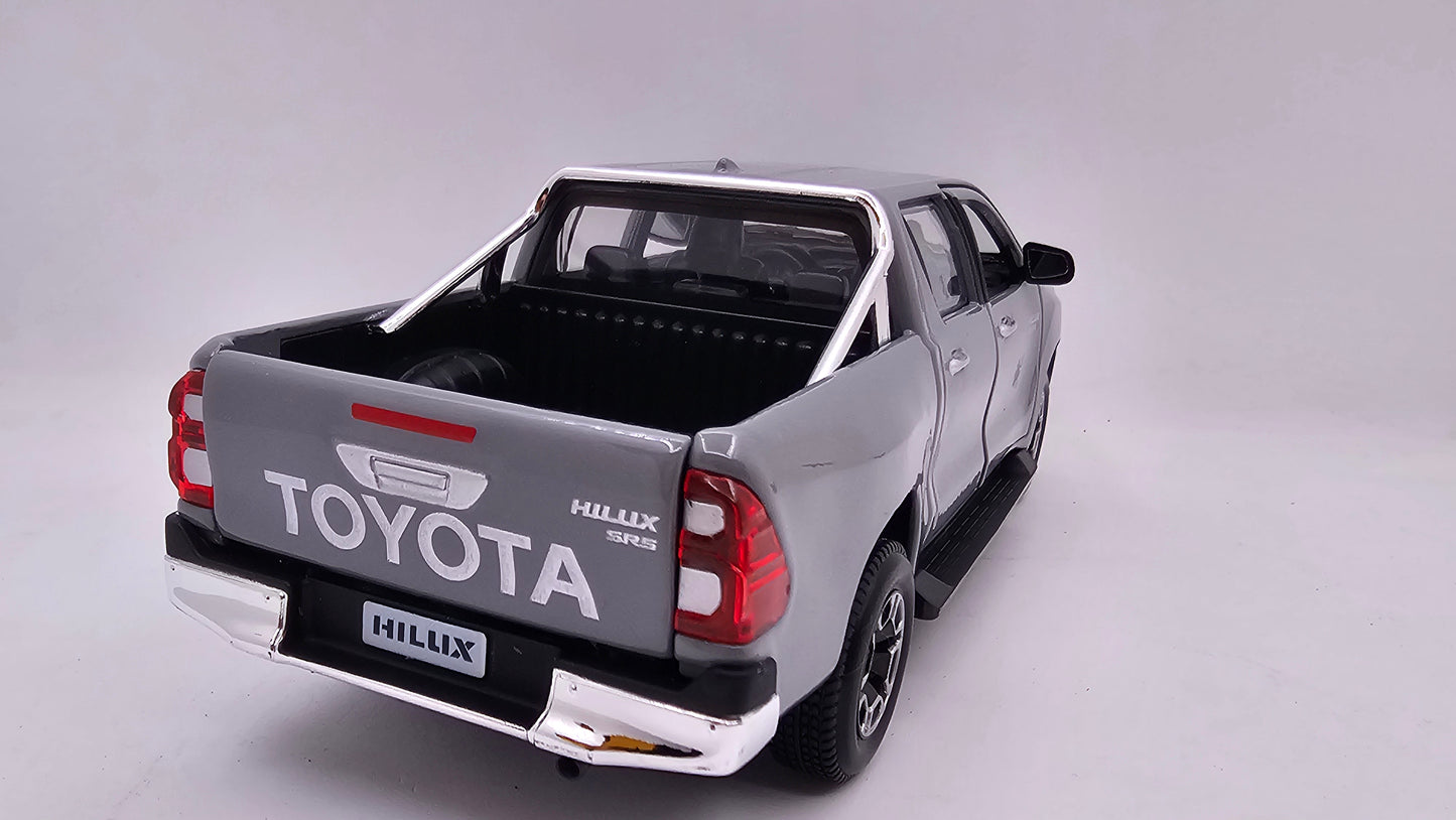 Toyota Hilux - Escala 1/24 (1/27) - Maisto - (Sin caja)