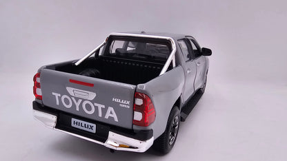 Toyota Hilux - Escala 1/24 (1/27) - Maisto - (Sin caja)