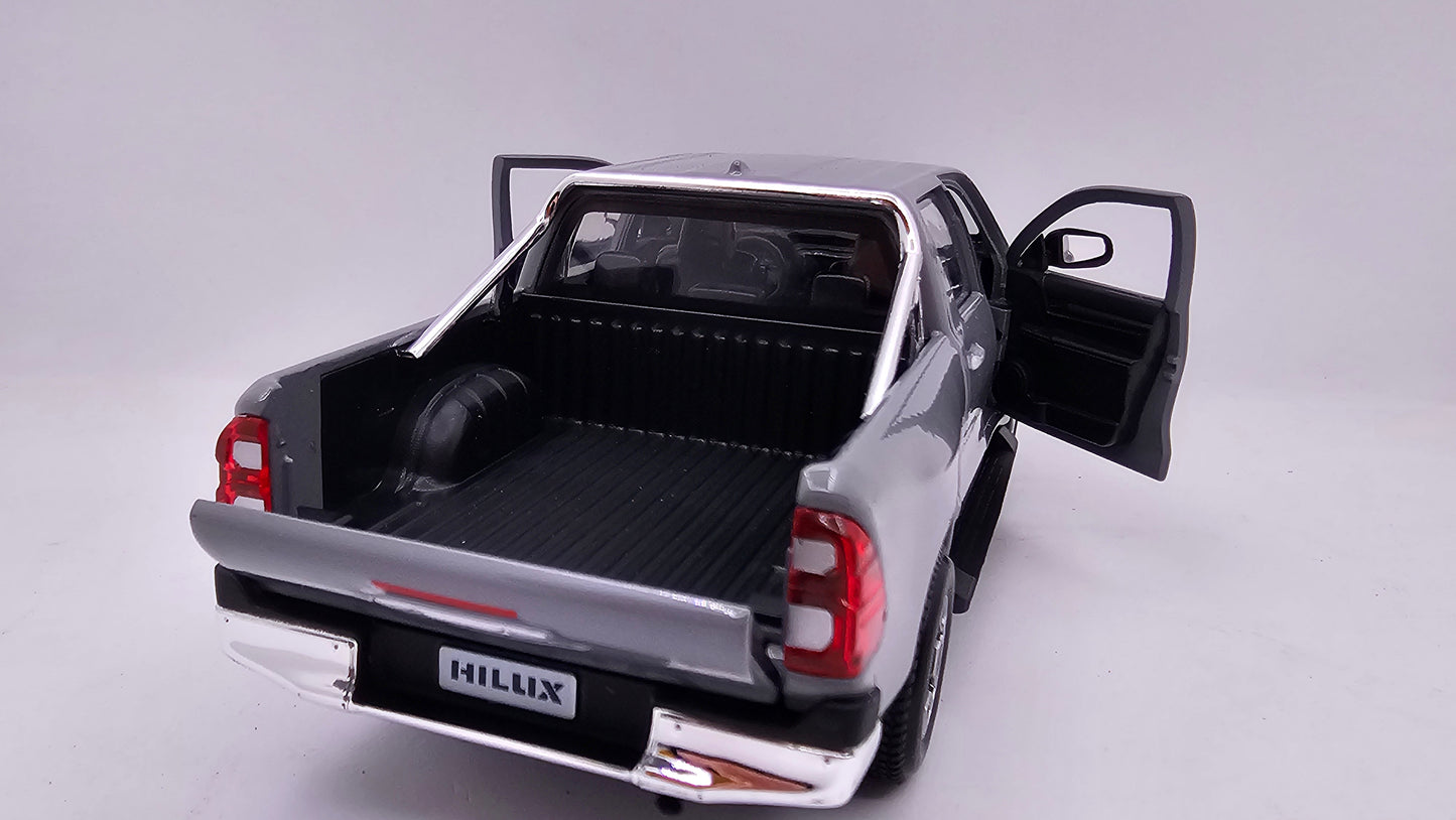 Toyota Hilux - Escala 1/24 (1/27) - Maisto - (Sin caja)