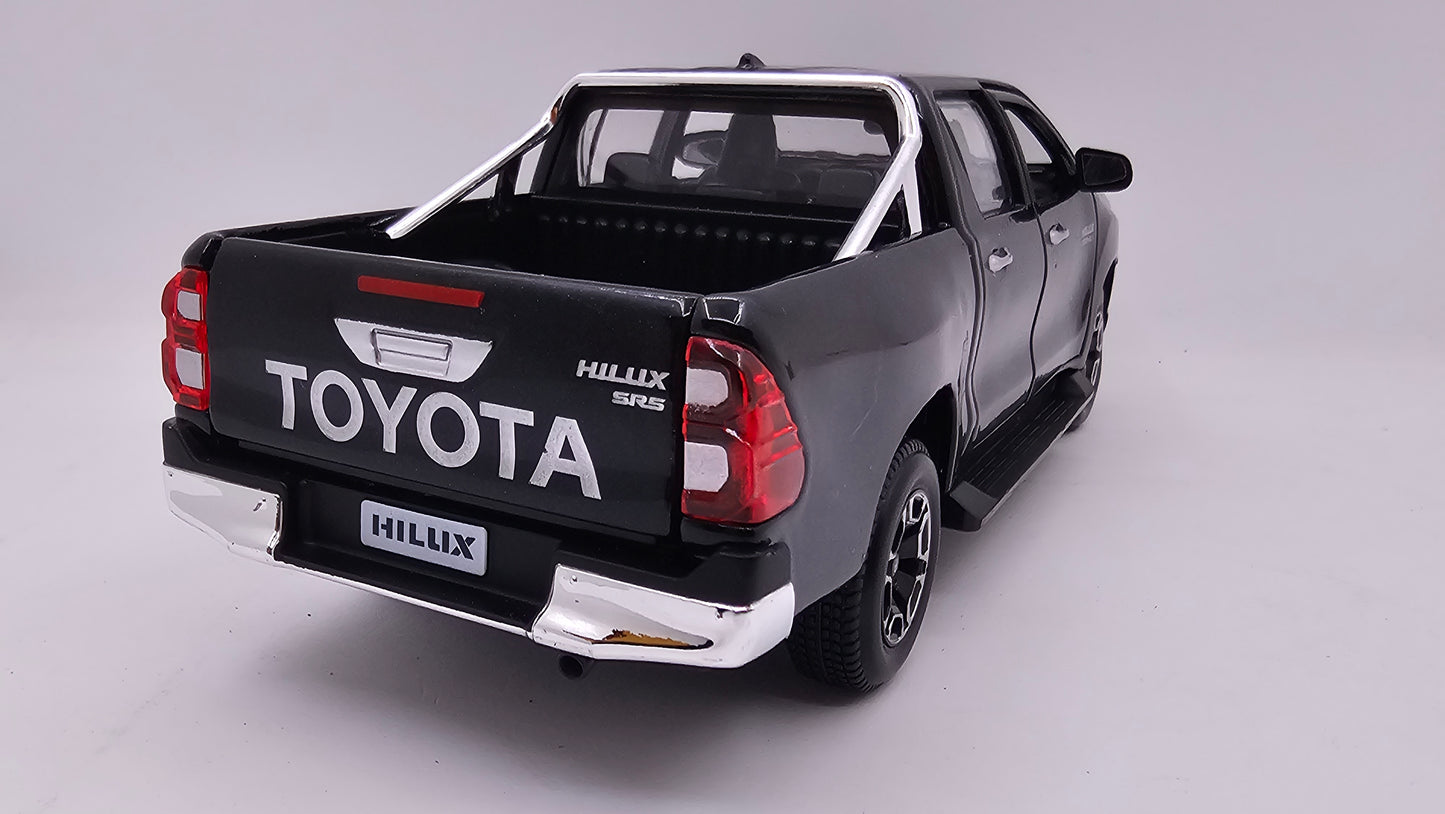 Toyota Hilux - Escala 1/24 (1/27) - Maisto - (Sin caja)