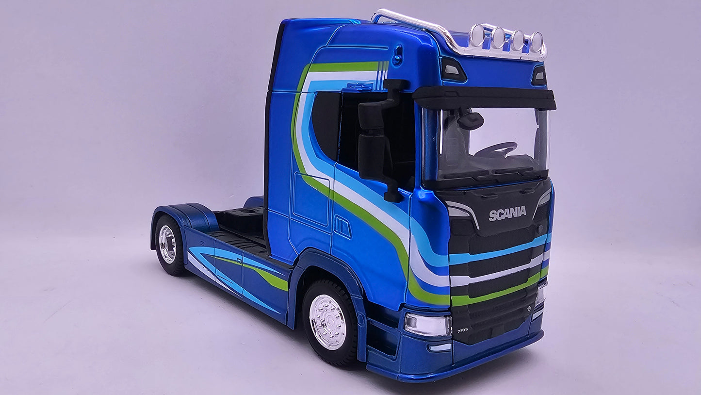 Camion Scania 770 S -  Escala 1/43 - Burago - (Sin Caja)