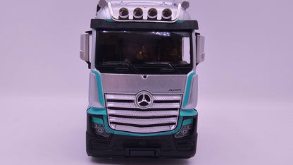 Camion Mercedes Benz Actros -  Escala 1/43 - Burago - (Sin Caja)