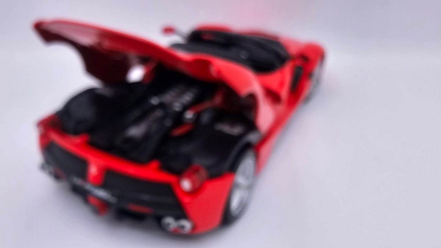 LaFerrari Aperta - Escala 1/24 - Burago - (Sin caja)