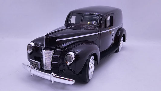 Ford Sedan Delivery - Escala 1/24 - MotorMax - (Sin caja)