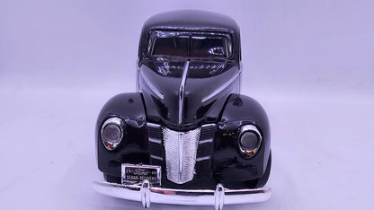 Ford Sedan Delivery - Escala 1/24 - MotorMax - (Sin caja)