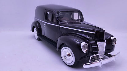 Ford Sedan Delivery - Escala 1/24 - MotorMax - (Sin caja)